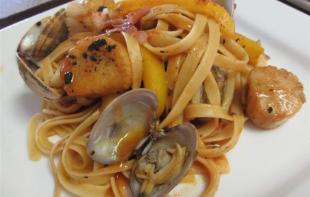 2012-2-14_scallops_and_mussels